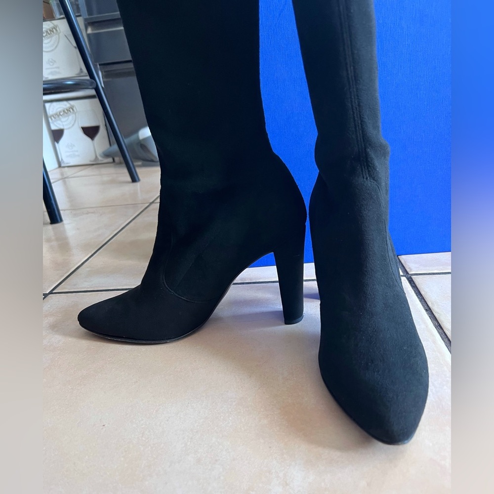 Stuart Weitzman Thigh High Heels, Size8 - image 3